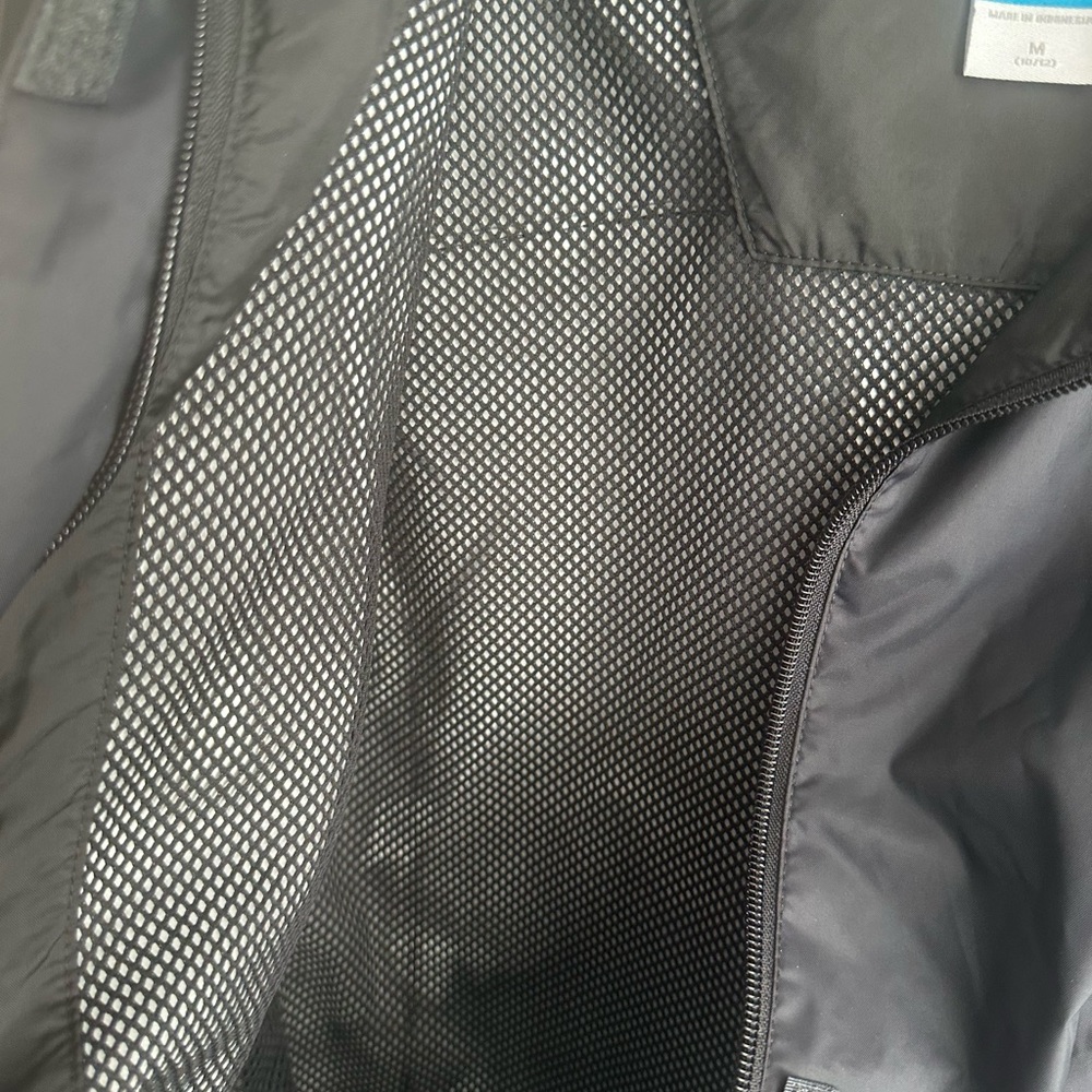 NWT Columbia Arcadia Black Hooded  Rain Jacket Windbreaker Girls Med 10/12 - Picture 9 of 10